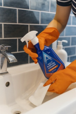 Astonish Multi Surface Bleach 750ml spray wybielacz do czyszczenia i brudu