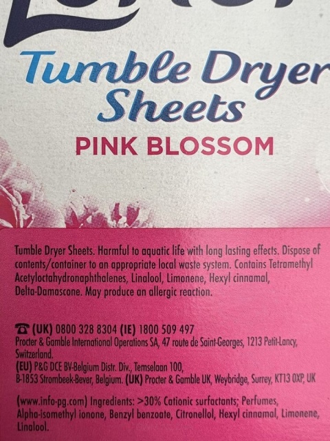 Lenor chusteczki zapachowe do prania szaf szuflad 34szt różowe świeże mocne