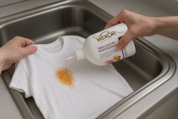 Wexor Odplamiacz do Koloru 220ml Czerwony Na Uporczywe Plamy Skuteczny