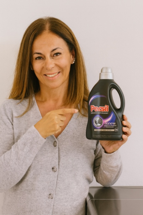 Persil Płyn do Prania Black 1,25l 25 prań Do Ciemnych Tkanin Efekt Głębi