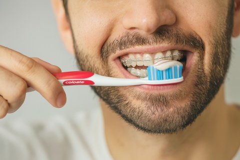 Theramed Whitening 100ml Pasta do Zębów Wybielająca Srebrna Ochrona