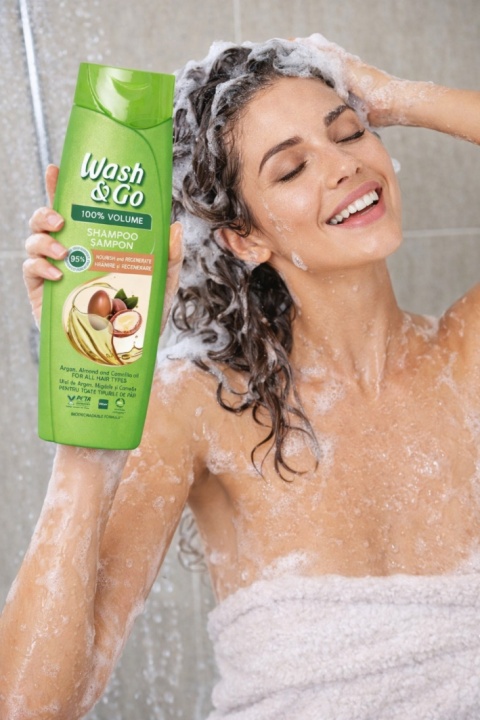 Wash&Go Szampon Shea Butter do włosów zniszczonych Odżywienie i naprawa 360ml